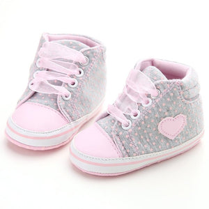 Baby Shoes I Love PaPa&MaMa Letter Printed Soft Bottom Footwear Heart-shaped 0-18M Newborn First walker